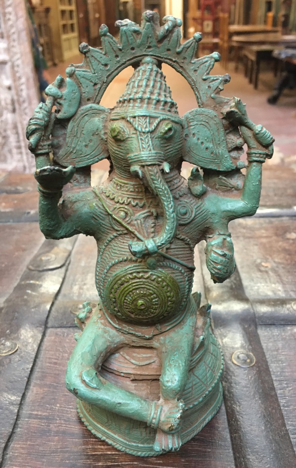 Ganesh tribal en métal, 17cm