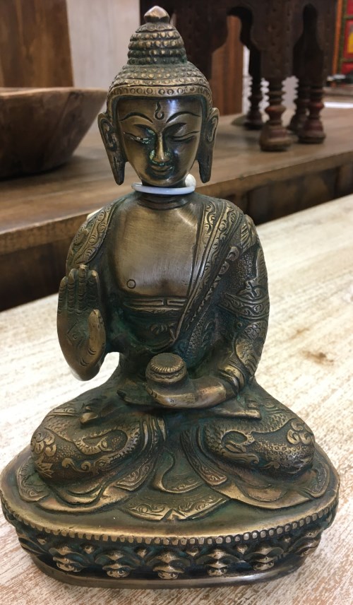 Bouddha assis en metal, Abhaya-mudra, 20.5cm