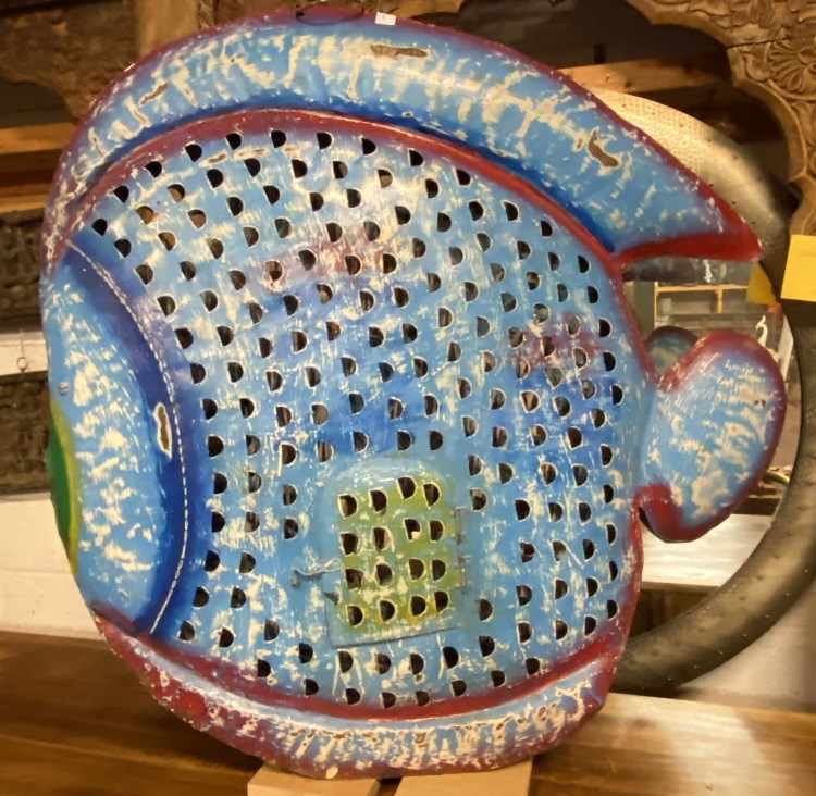 Poisson en metal/fer peint, 100x110cm
