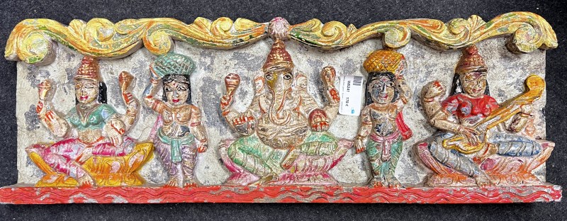 Panneau bois peint, Ganesh, Sarasvati, Lakshmi, 20,5x60cm