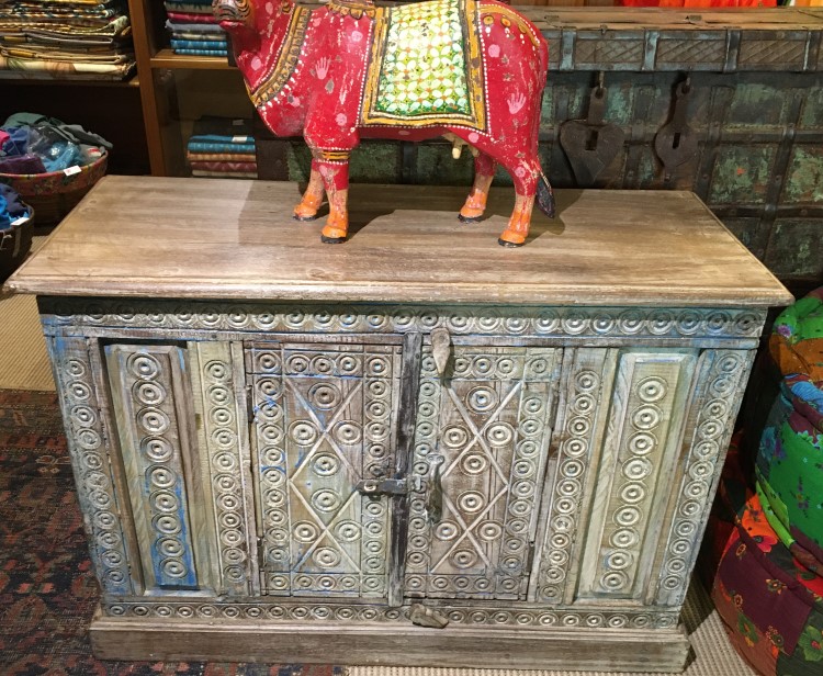 ( Meubles indiens )