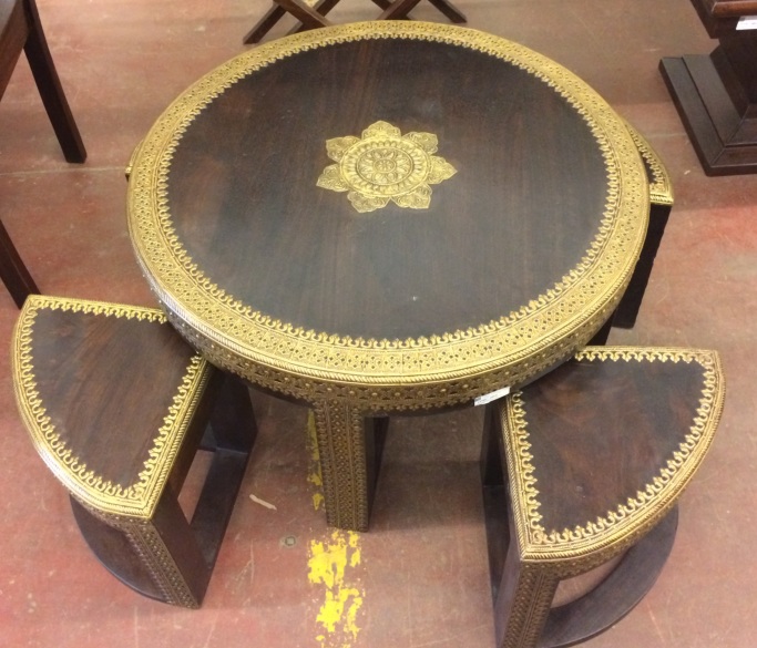 ( Mobiliers indiens )
