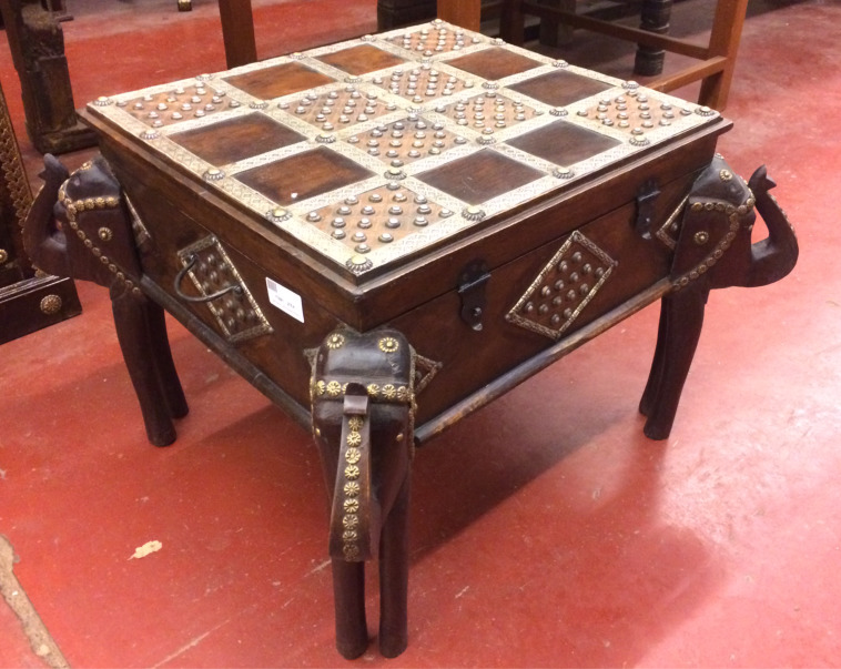 ( Mobiliers indiens )