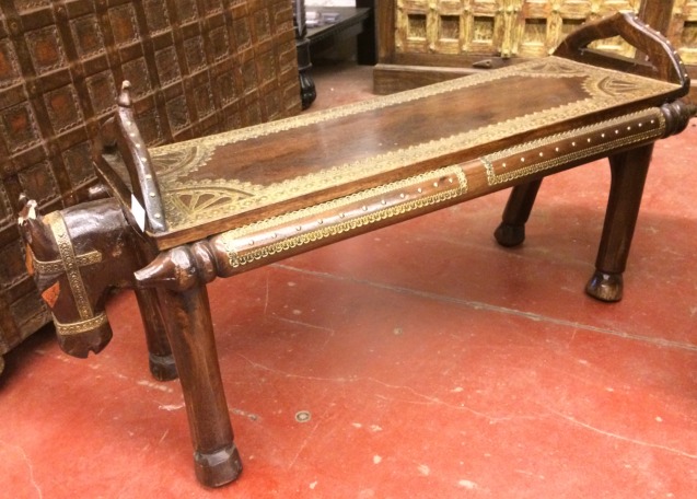 ( Mobiliers indiens )