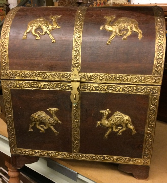 ( Mobiliers indiens )