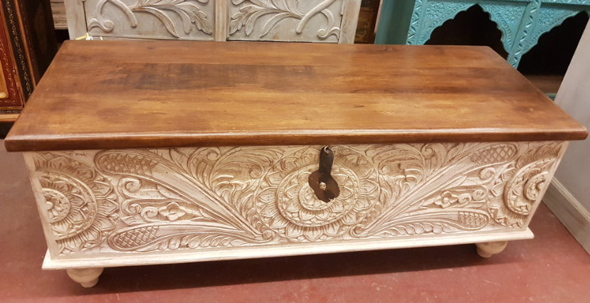 ( Mobiliers indiens )