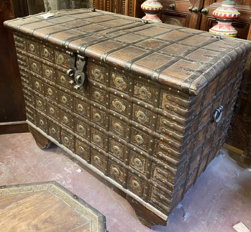 ( Mobiliers indiens )