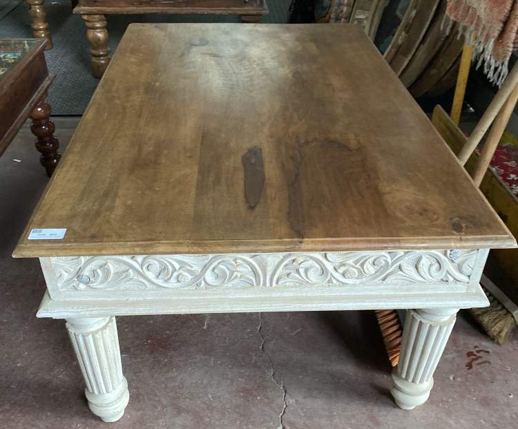 ( Mobiliers indiens )