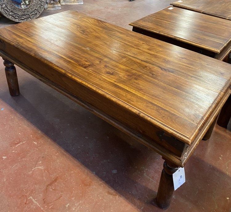 ( Mobiliers indiens )