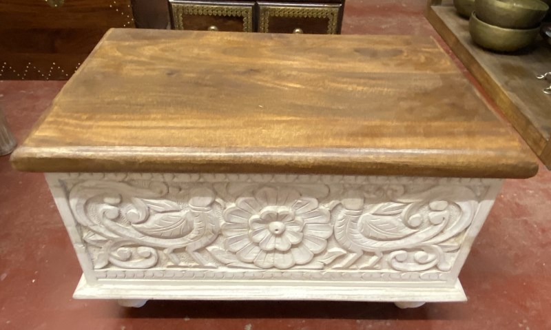 ( Mobiliers indiens )
