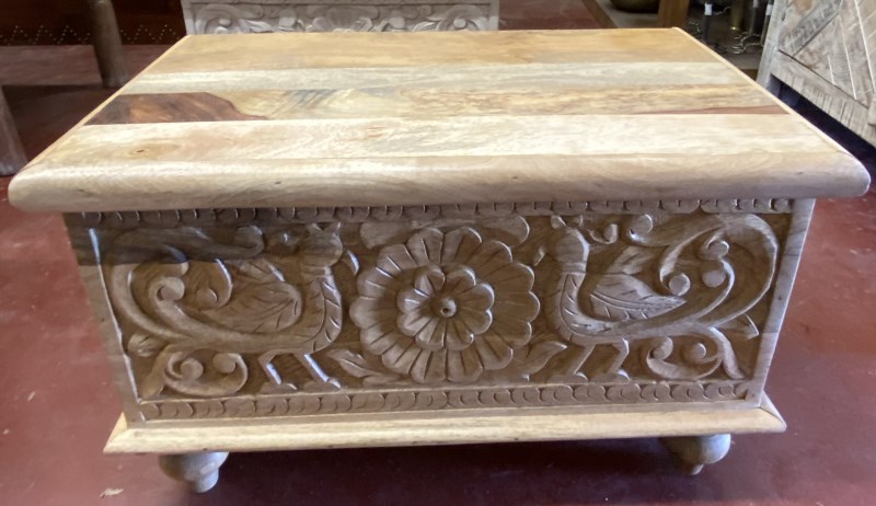 ( Mobiliers indiens )