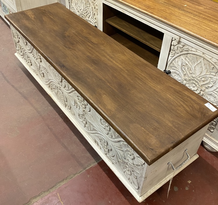 ( Mobiliers indiens )