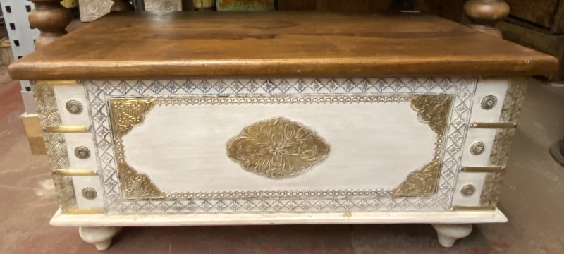 ( Mobiliers indiens )