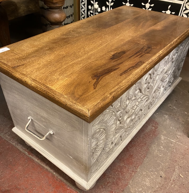  ( Mobiliers indiens )