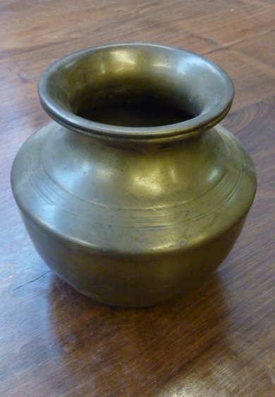 Pot pour ablutions en mÃ©tal, 15cm