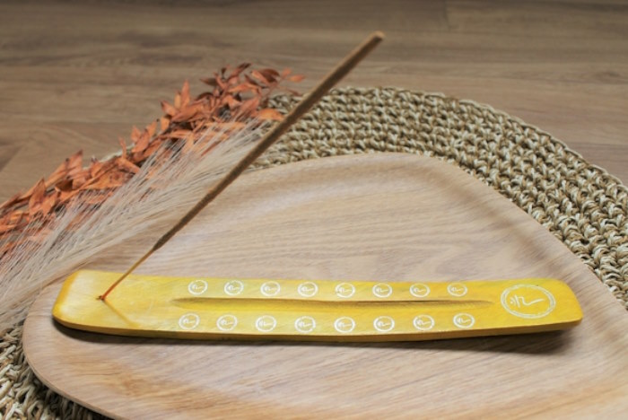 Porte-encens Bâton Chakra du Plexus Solaire en Bois de manguier
