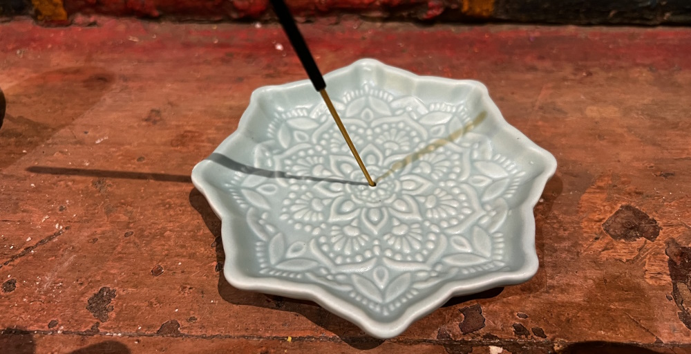 porte encens céramique Mandala bleu