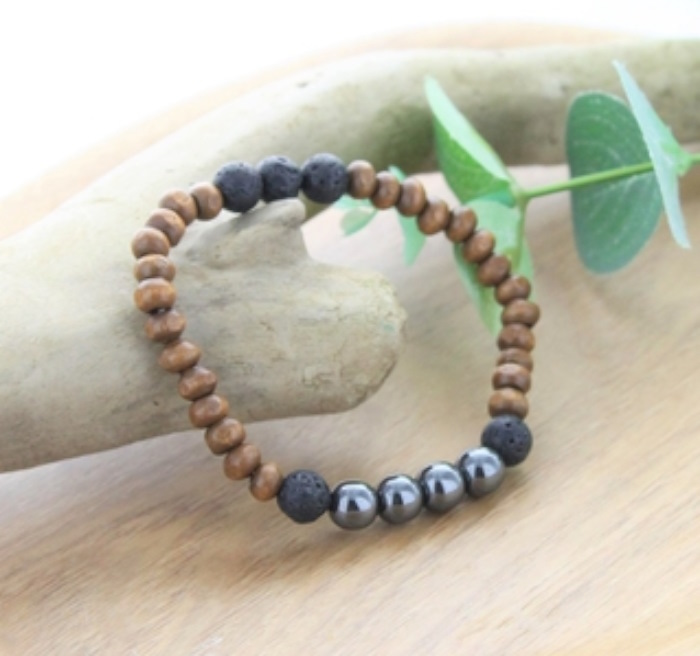 Bracelet Bois, Hématite et Pierre de lave Perles rondes 8 mm