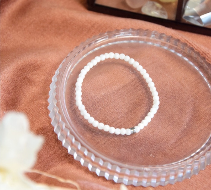 Bracelet Pierre de Lune Perles rondes 4 mm