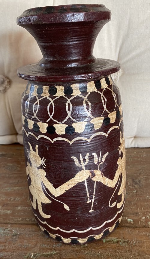 Pot en bois peint, motif tribal, 27cm