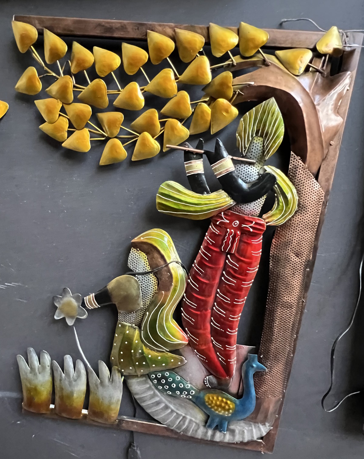 Radha-Krishna mural, metal / fer peint, 75x56 cm