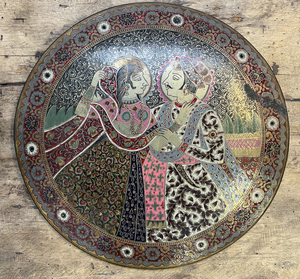 Cadre rond / tondo métal émaillé: Rana / rani, diam 34 cm