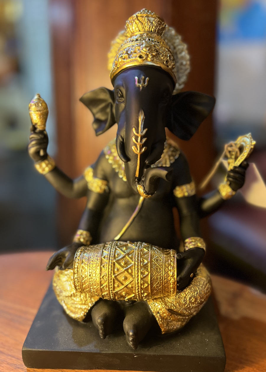 Statuette Ganesh avec dholak 24 cm en résine - doré [DG]