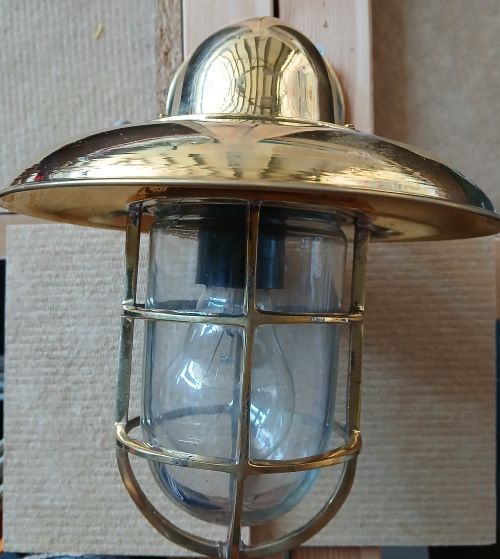 Lampe de bateau en laiton 21x26