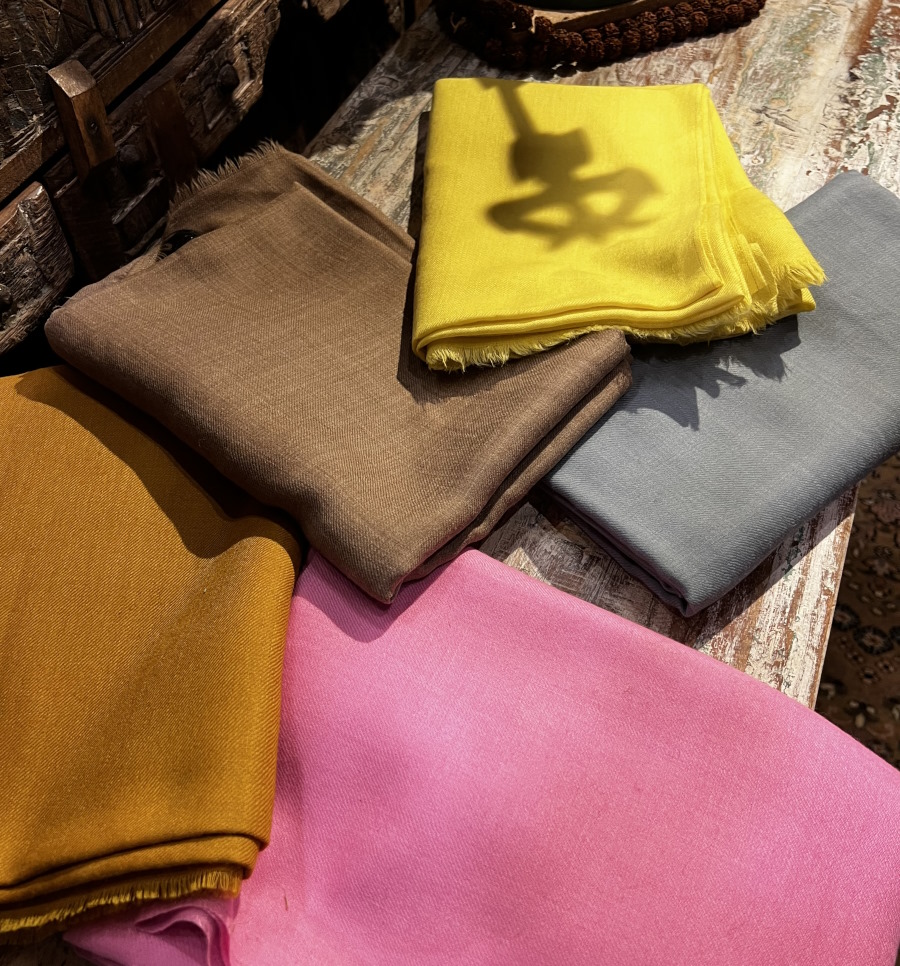 Pashmina uni / broderies/ imprimes (foulard)