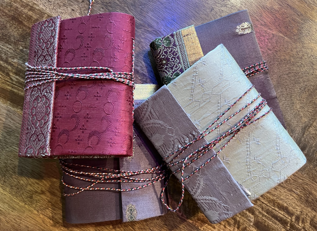 Carnet sari  /  rabat+ficelle [13x10]