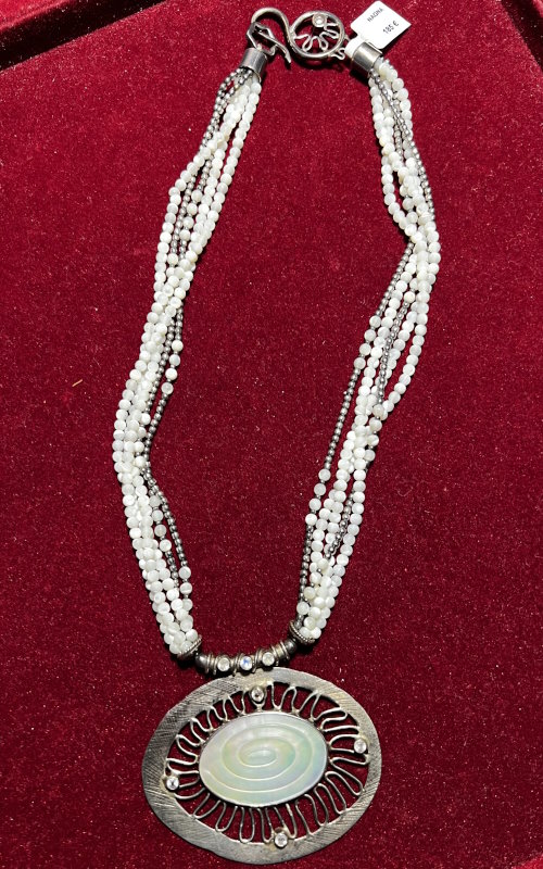 Collier argent Nacre