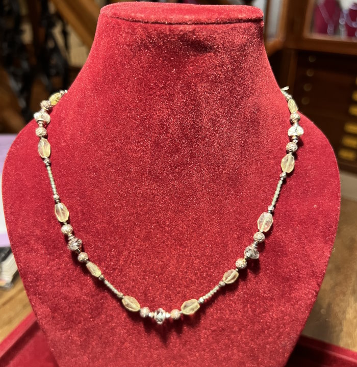 Collier argent Apatite