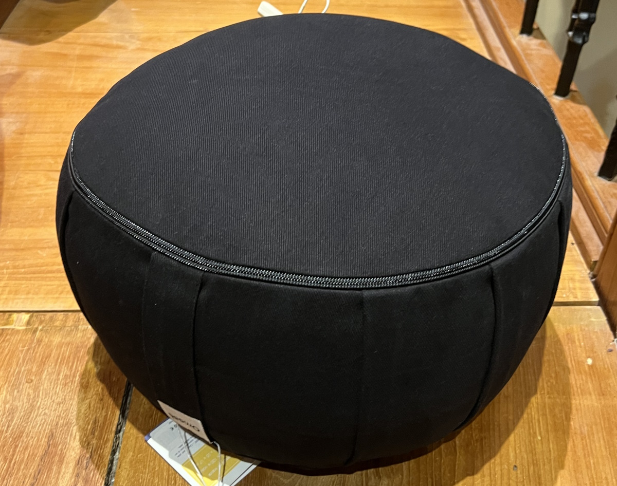 YOGA - ZAFU KAPOK BIO - NOIR - Diam 35