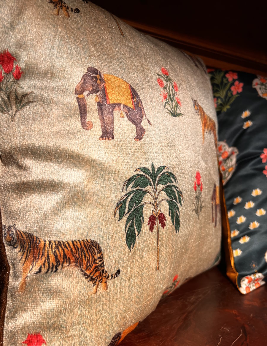 INDIA CIRCUS - HOUSSE COUSSIN 40 x 40 cm