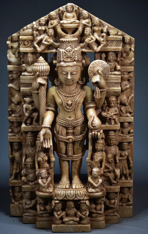 Vishnu marbre ancien 65x35x17,5 cm