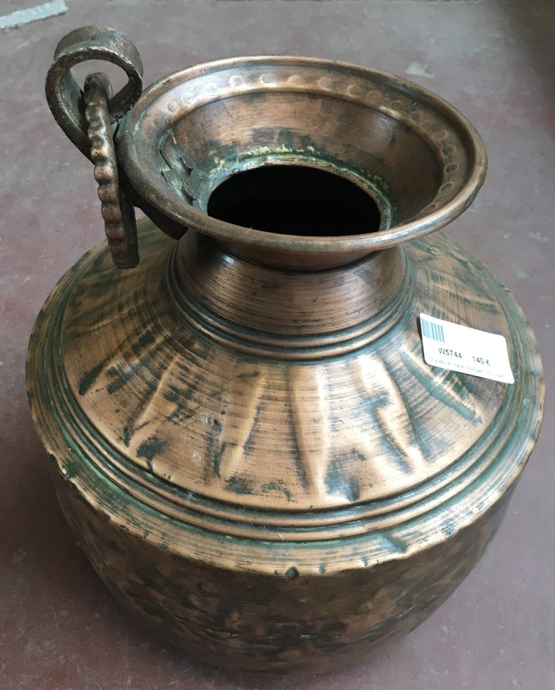Pot a eau en metal: kilikudam, 33 x diam.28cm