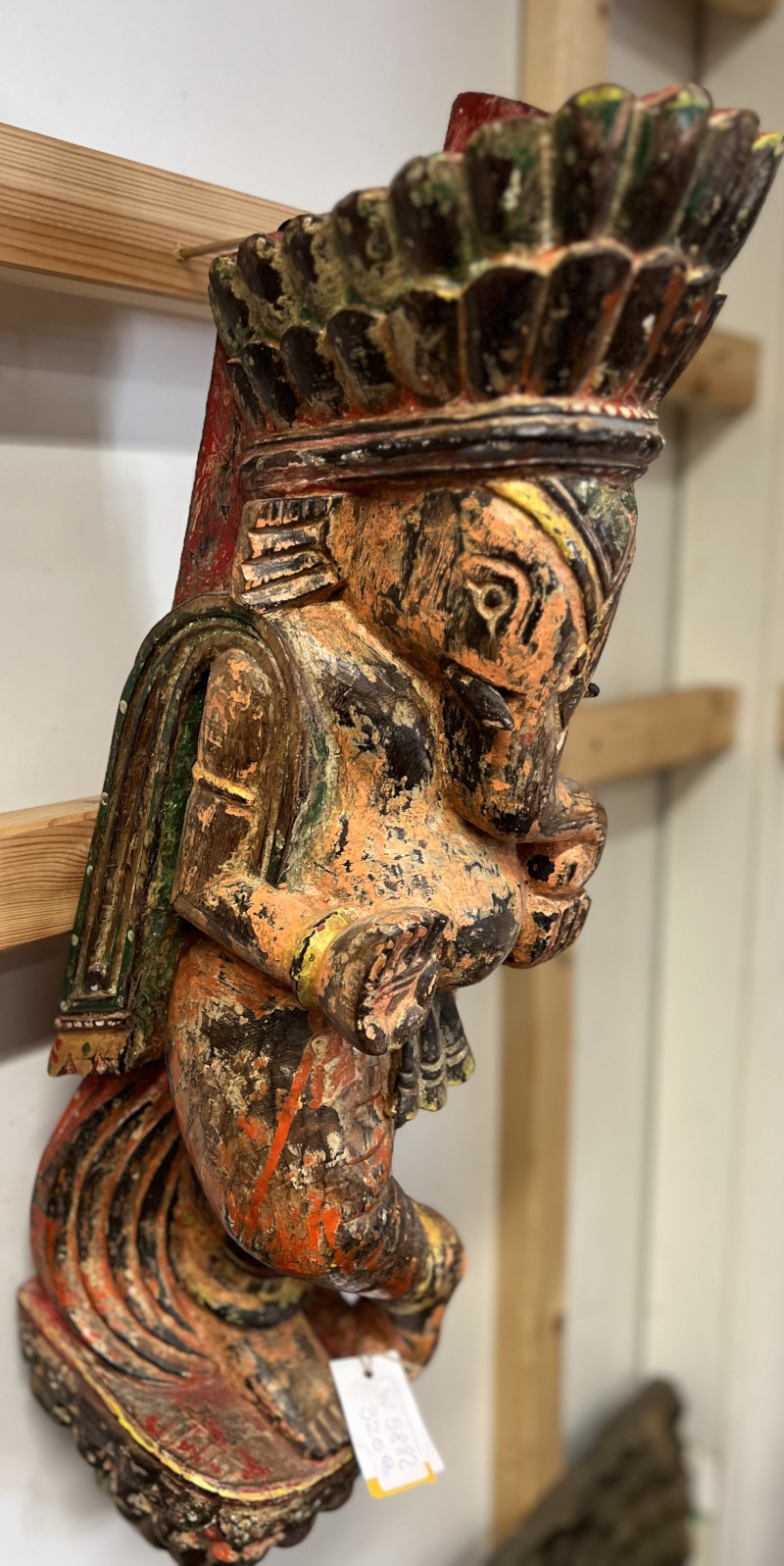 Ganesh en bois peint, 76cm