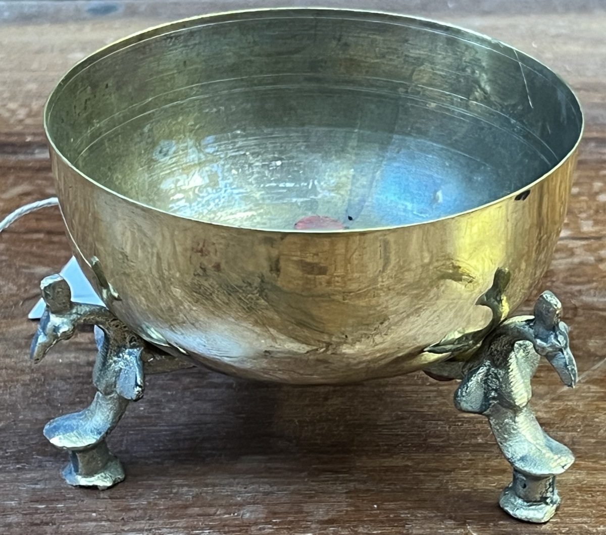 Pot / ravier metal sur trepied, 7,5xdiam 10cm
