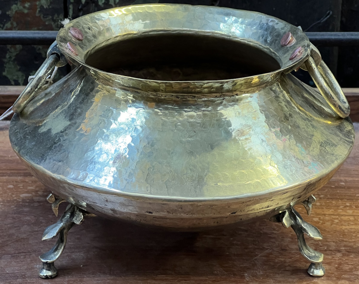 Pot à eau / kilikudam, métal trépied, 17x diam 24cm