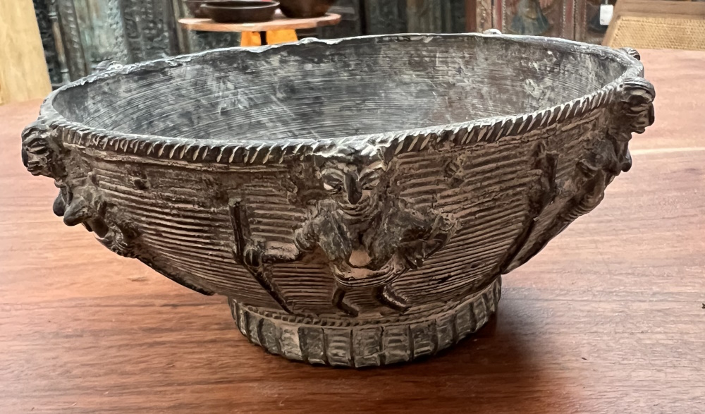 Bol tribal en métal, 7 x diam 15 cm