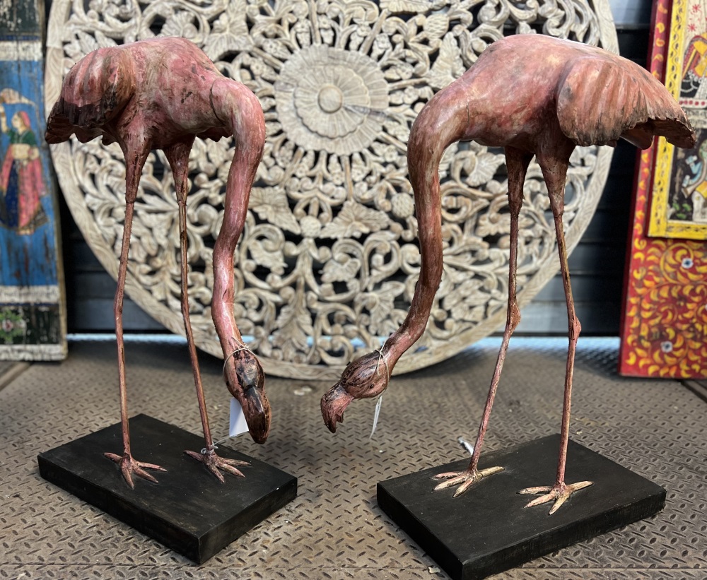 Flamant rose en bois peint, 76x68 cm