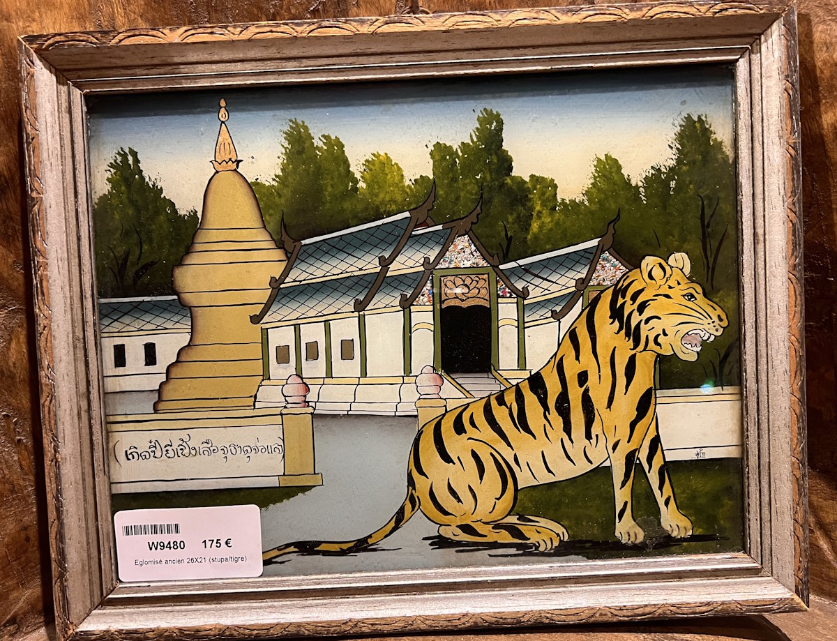 Eglomis&eacute; ancien 26X21 (stupa / tigre)