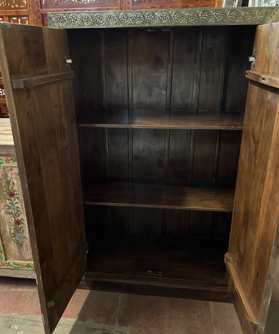 Armoire    H143x L90x P39