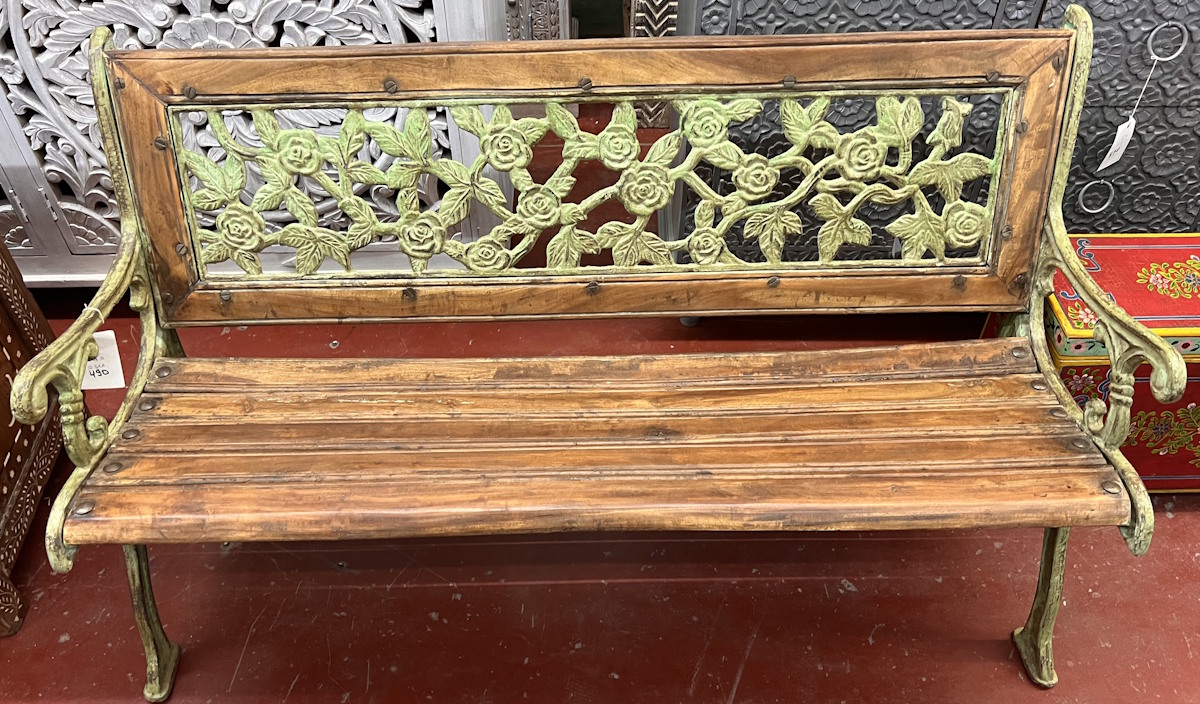 Banc de jardin en m&eacute;tal et bois 