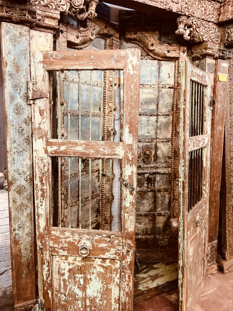 Porte ancienne du Rajasthan, bois patine bleue, 250x200 cm 