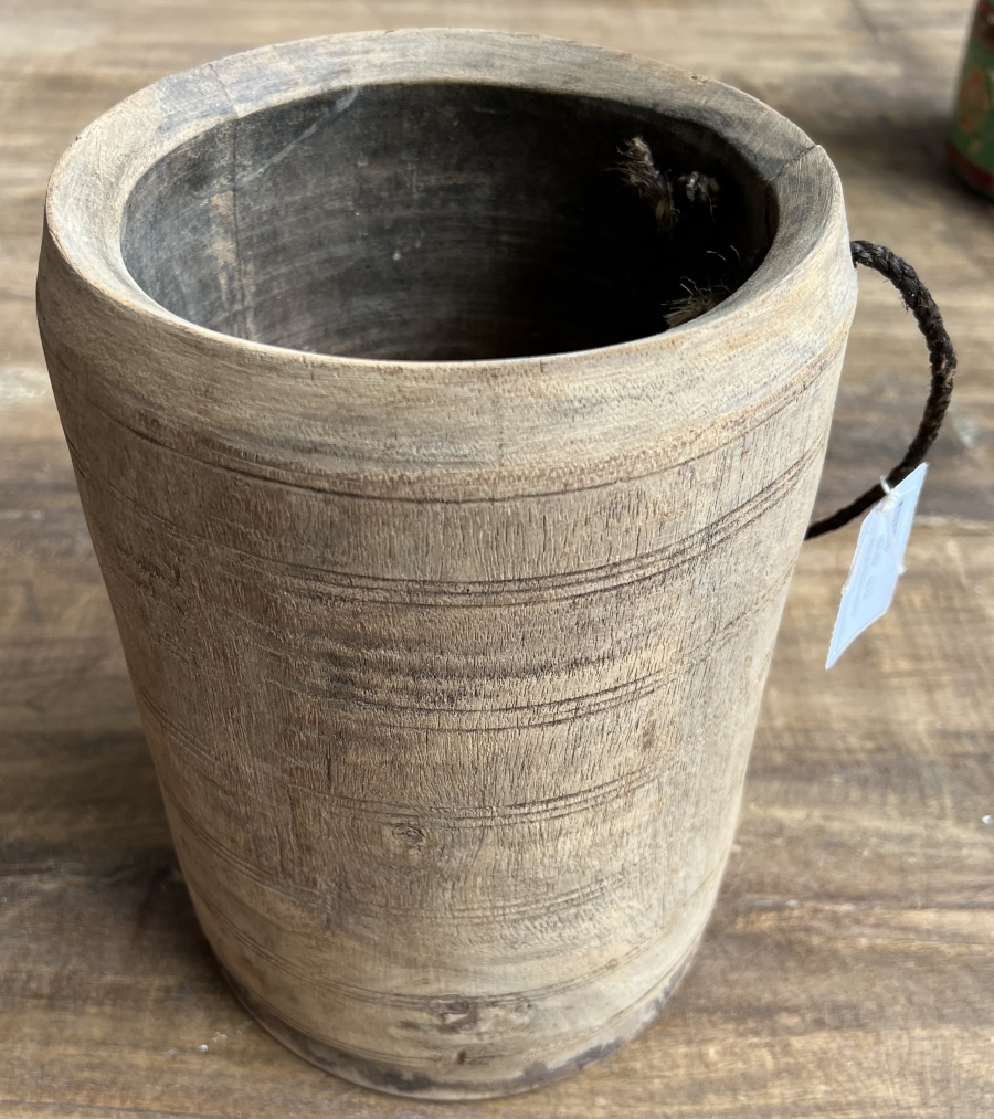 Pot à grain Gujarat bois ht 25