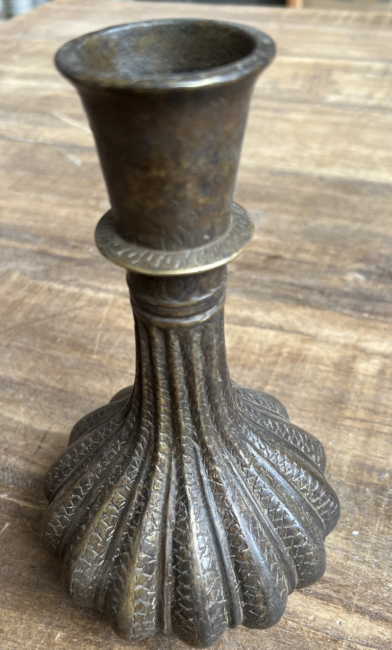 Vase ancien laiton massif 22cm