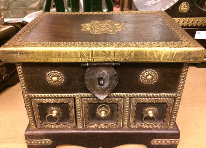 boite en bois et laiton