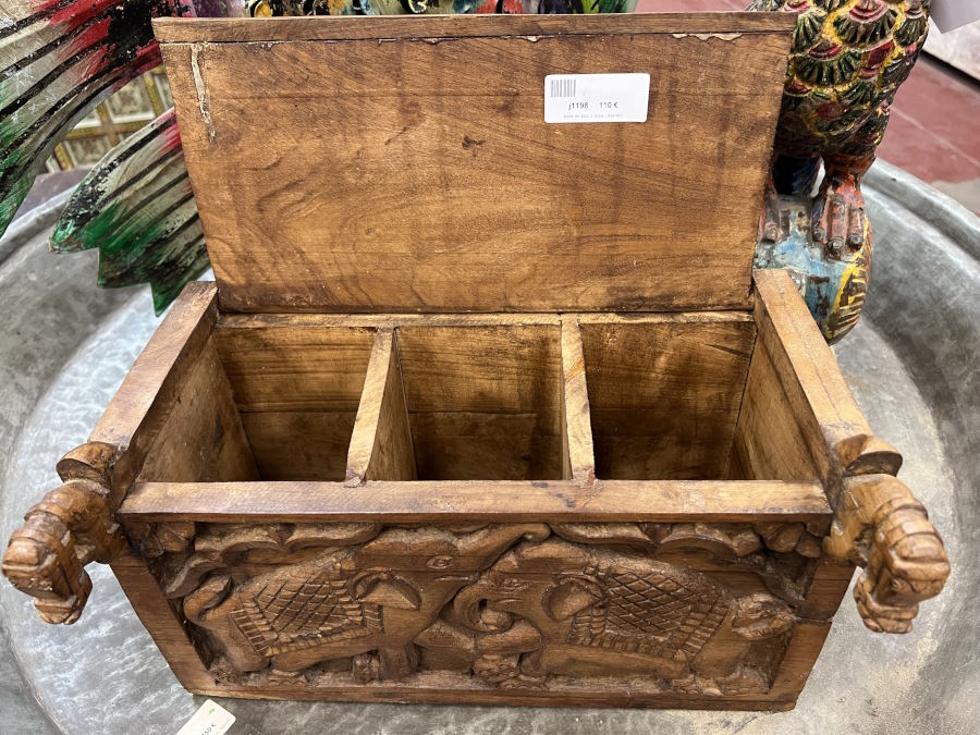 Boîte en bois à arpa (épices)