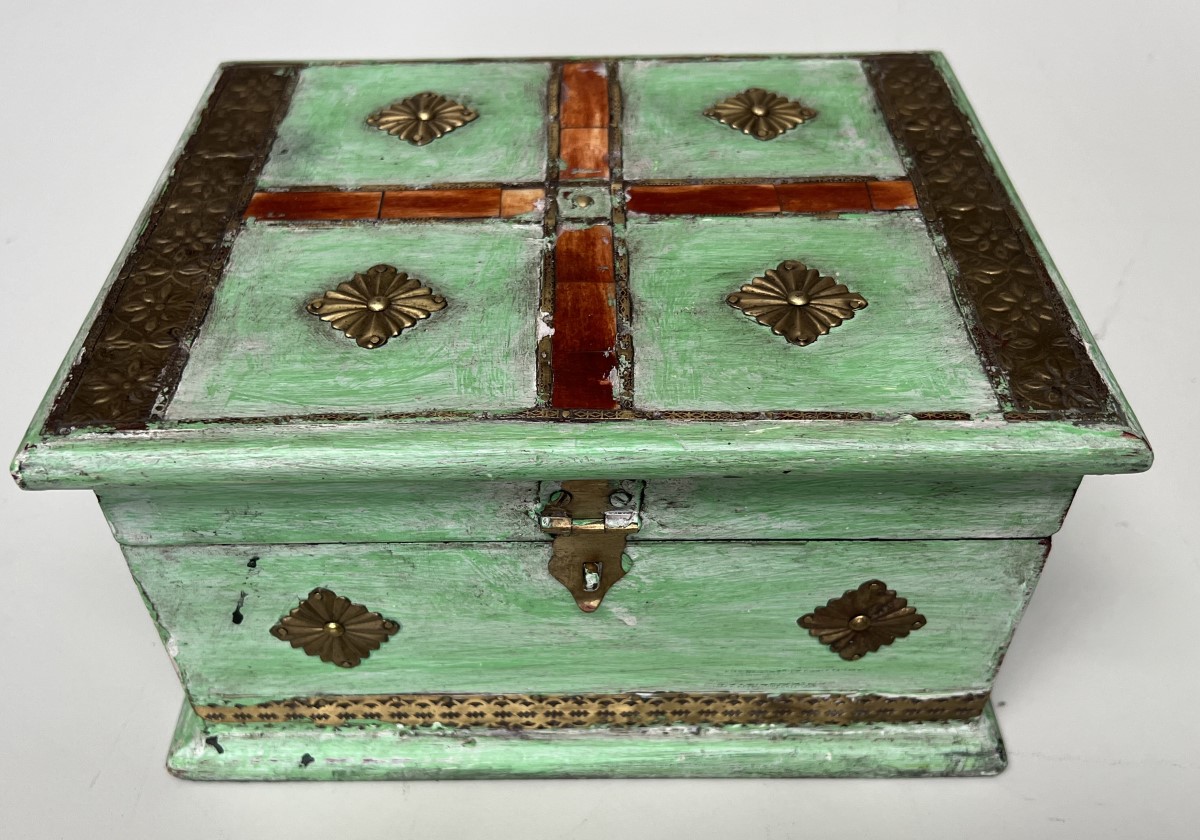 boite en bois et laiton